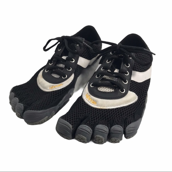Vibram Other - Vibram Mens Fivefingers "Speed" Black Toe Sneakers